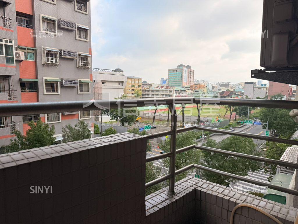 經國新城稀有釋出精美四房房屋室內格局與周邊環境