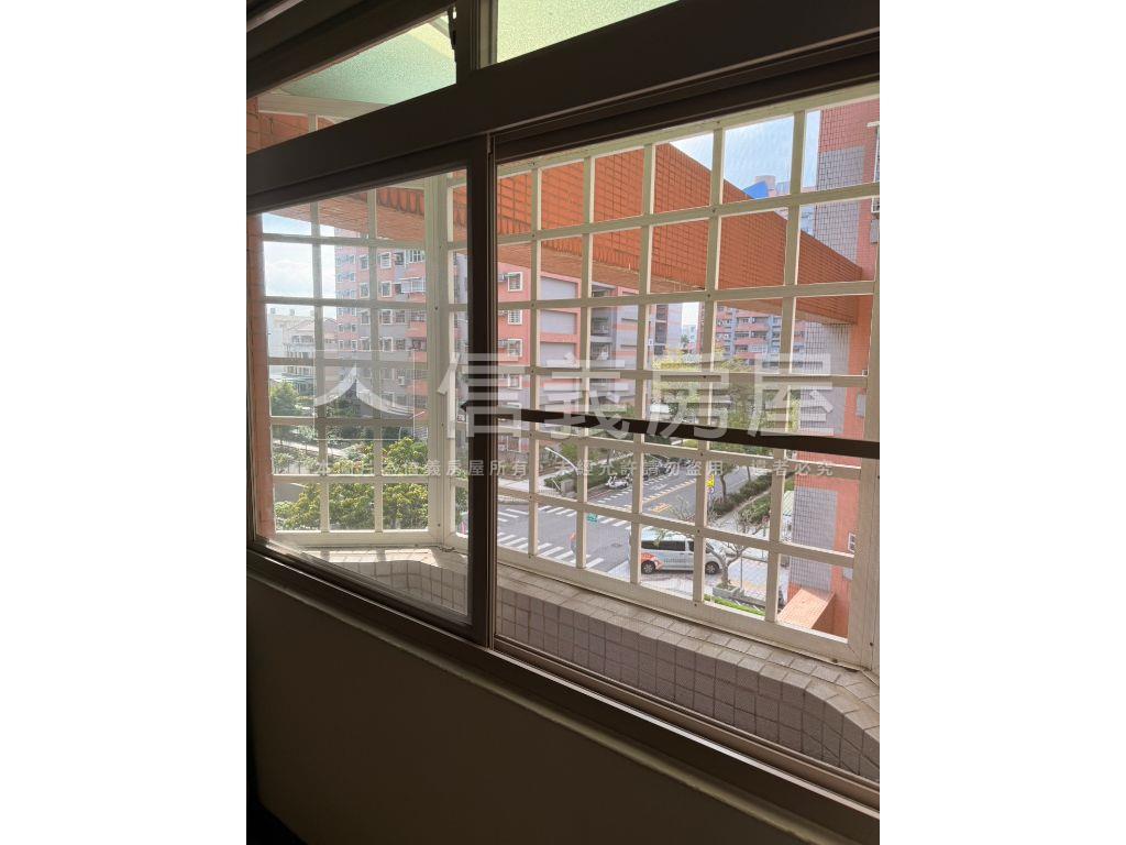 經國新城稀有釋出精美四房房屋室內格局與周邊環境