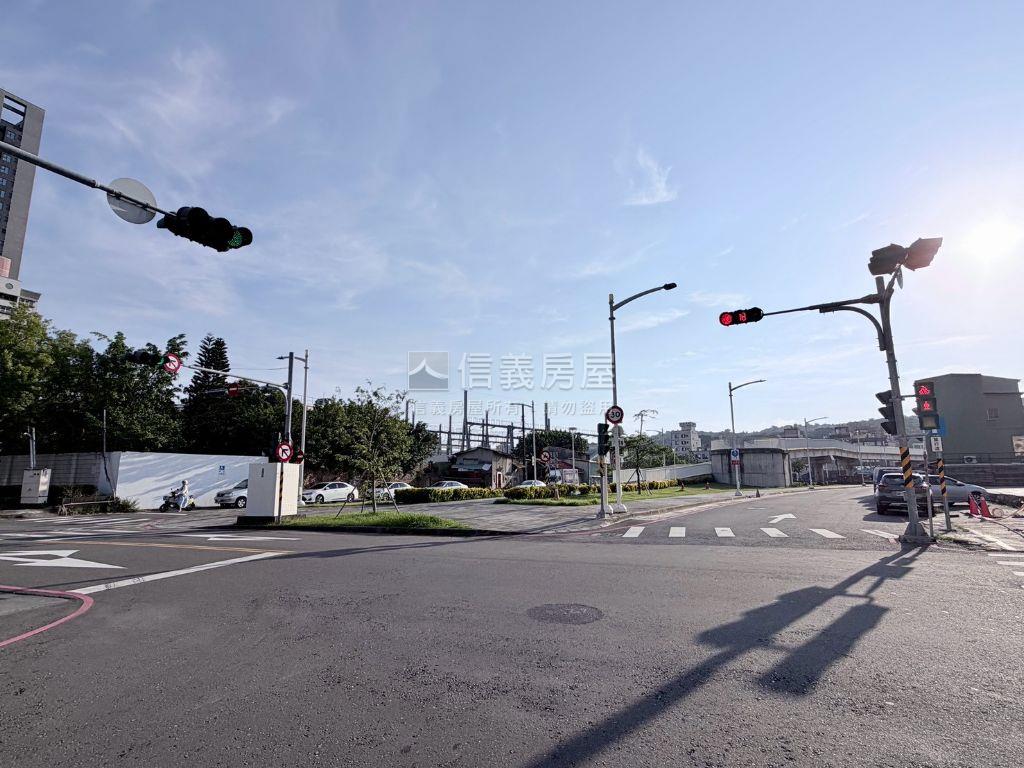 中都生活圈近車站公寓２Ｆ房屋室內格局與周邊環境