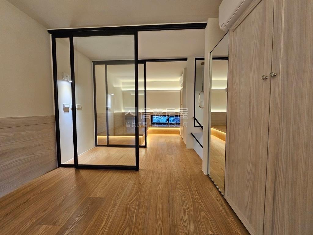 晶璽花園高樓帝景美居房屋室內格局與周邊環境