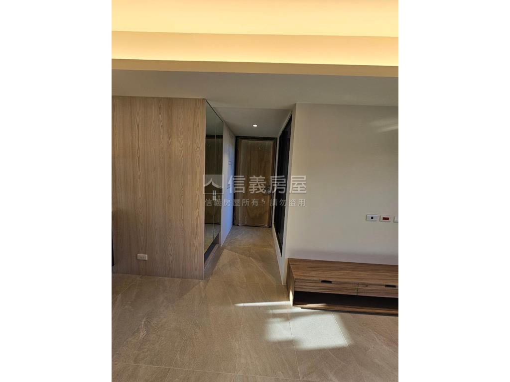 晶璽花園高樓帝景美居房屋室內格局與周邊環境