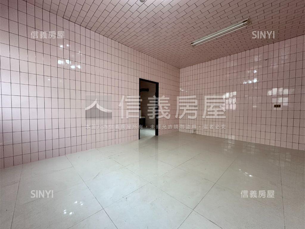 近宏泰市場方正大空間美寓房屋室內格局與周邊環境