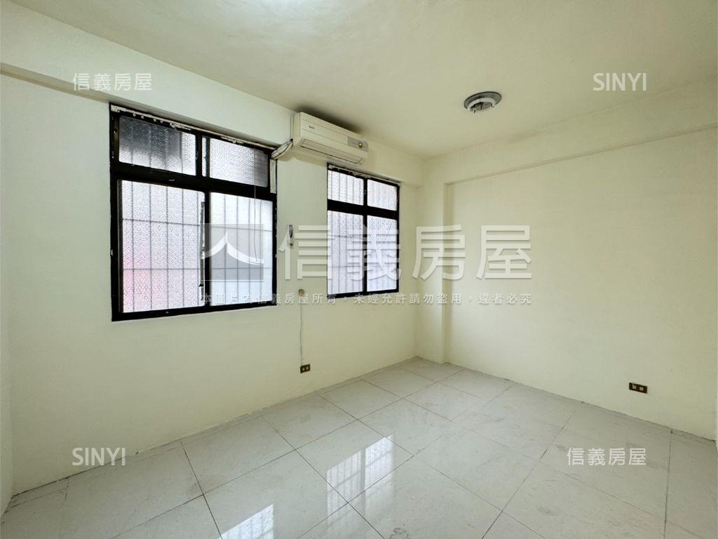 近宏泰市場方正大空間美寓房屋室內格局與周邊環境