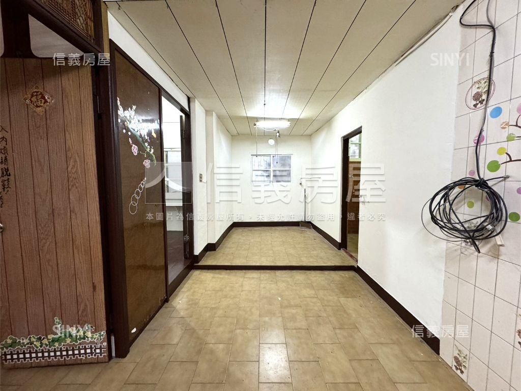 近宏泰市場方正大空間美寓房屋室內格局與周邊環境