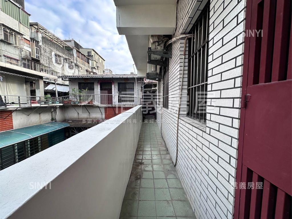 近宏泰市場方正大空間美寓房屋室內格局與周邊環境