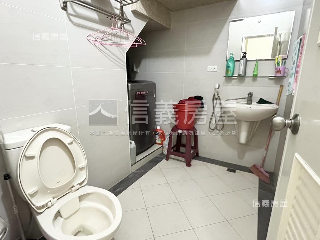 正路翻修透天店面房屋室內格局與周邊環境