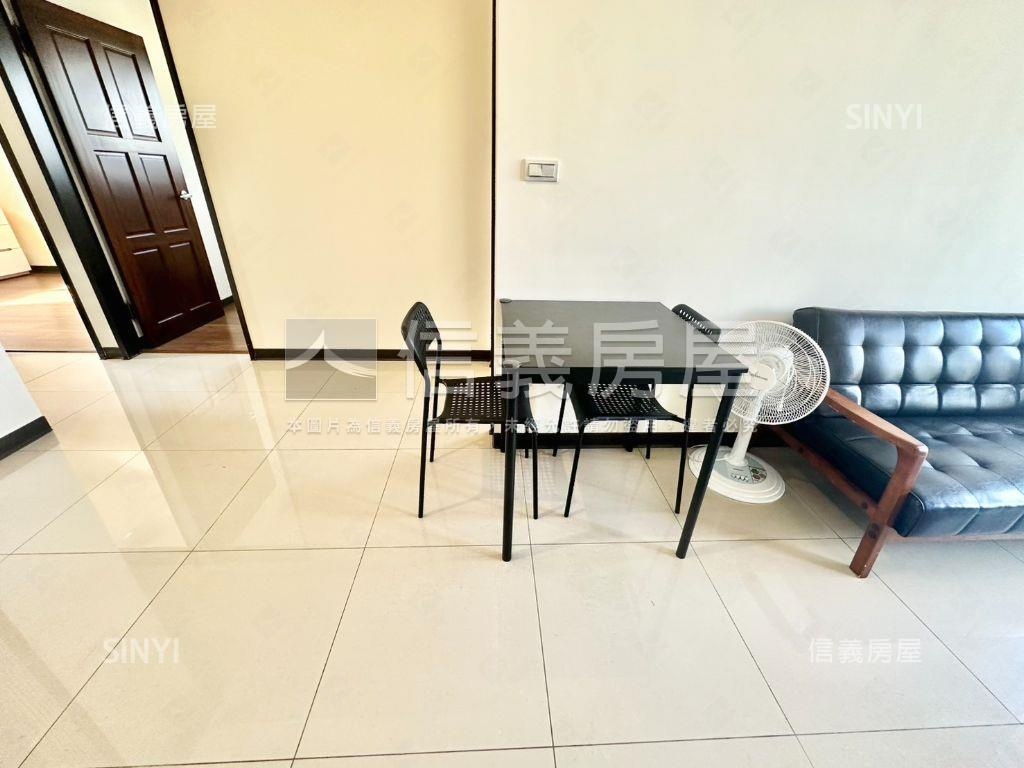 悅築電梯邊間高樓兩房房屋室內格局與周邊環境