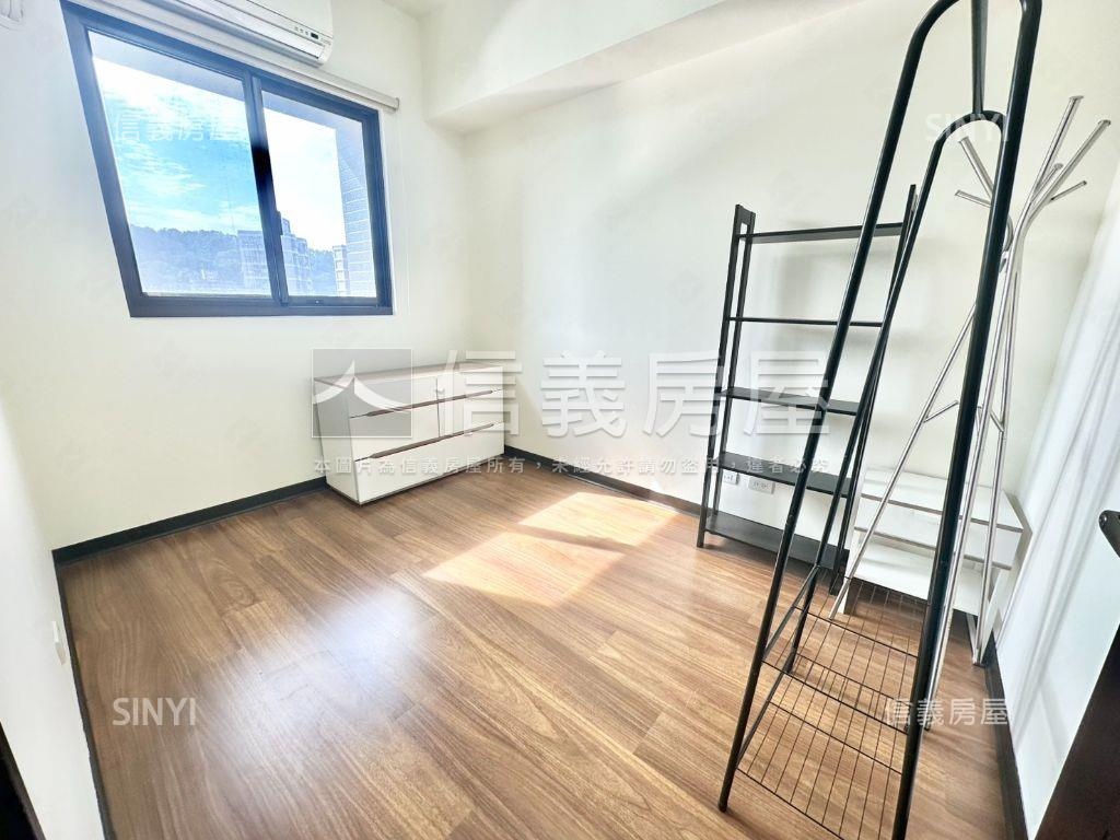 悅築電梯邊間高樓兩房房屋室內格局與周邊環境