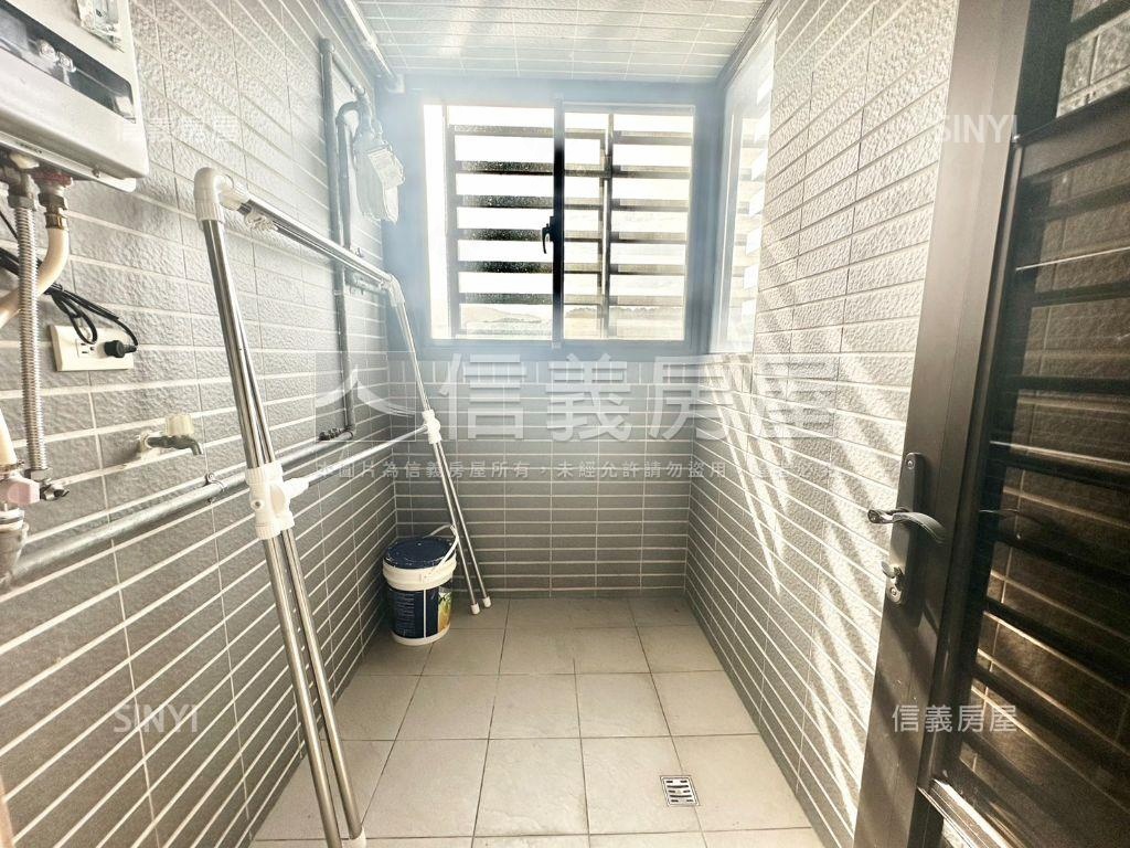 悅築電梯邊間高樓兩房房屋室內格局與周邊環境