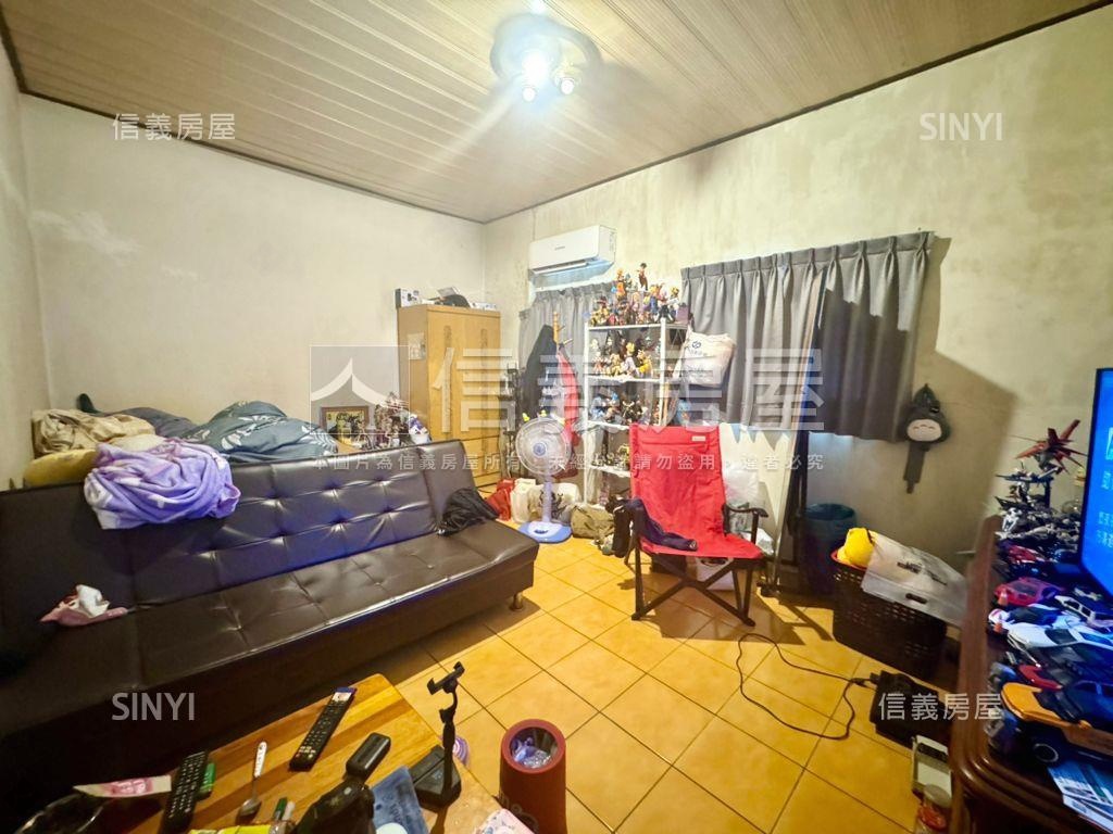 立新國小有孝親房臨路透天房屋室內格局與周邊環境