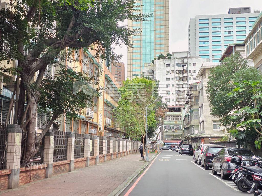 敦南峻９樓●第三季交屋●房屋室內格局與周邊環境