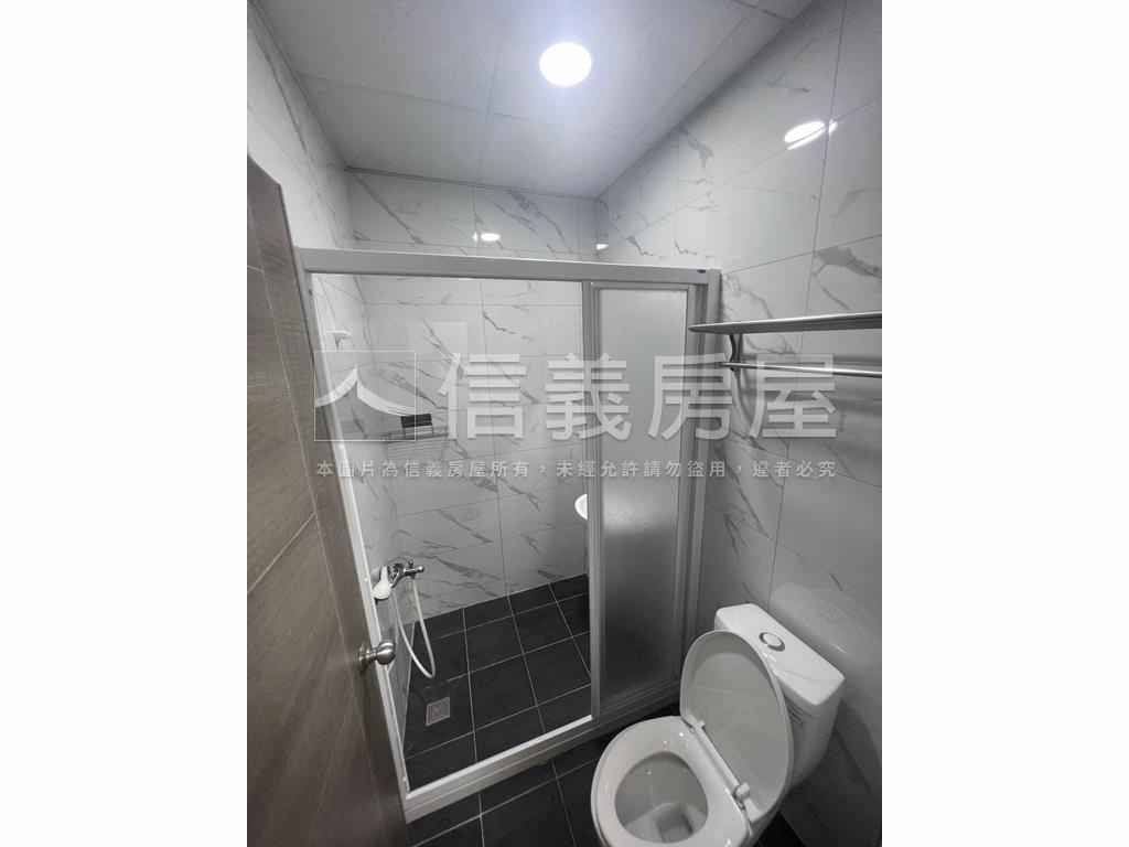 近成大收租六套房透天房屋室內格局與周邊環境