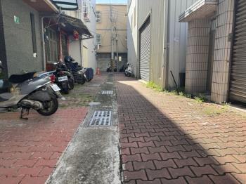 前進成大收租六套房透天