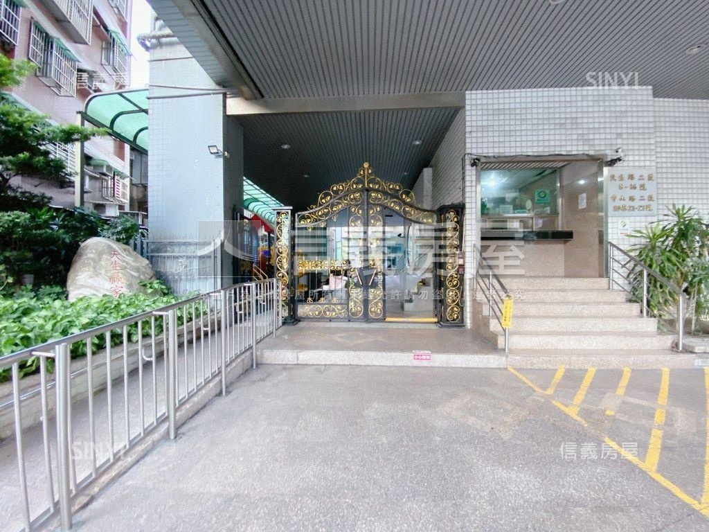 雙捷天生贏家韻采居房屋室內格局與周邊環境