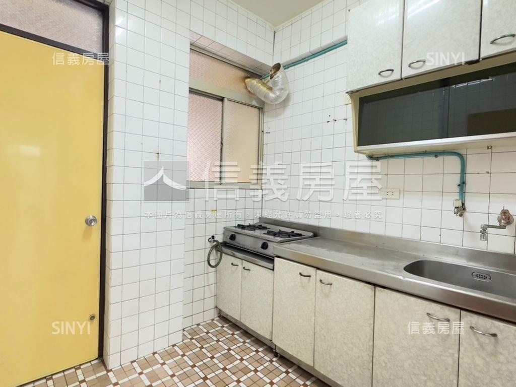 吉利富貴方正３房房屋室內格局與周邊環境