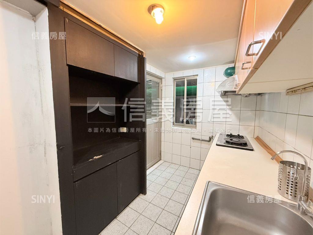 觀海水噹噹近捷運站！房屋室內格局與周邊環境