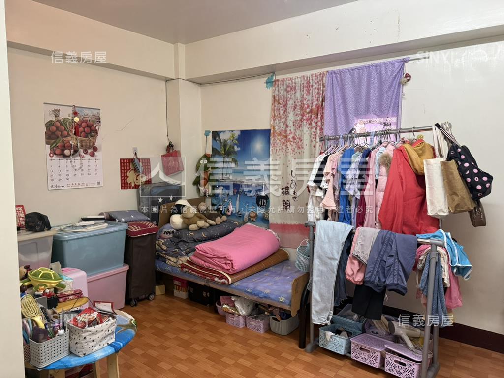 低總東勢價電梯三房華廈房屋室內格局與周邊環境