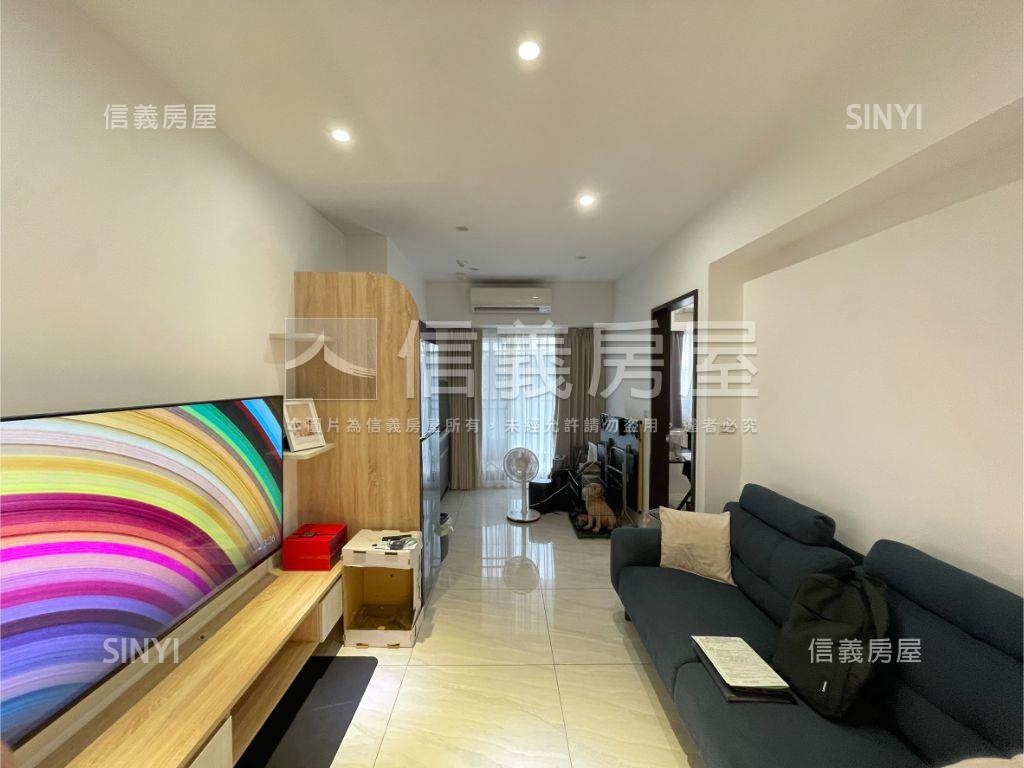 Ａ１０捷運一房一廳含車位房屋室內格局與周邊環境