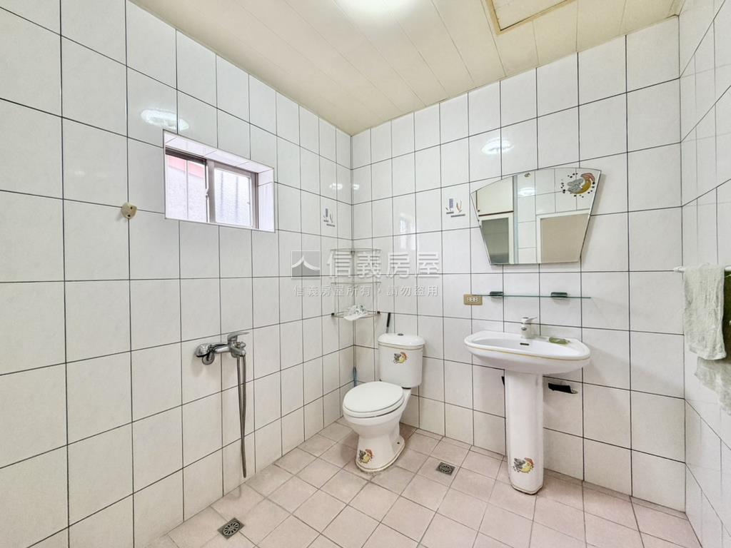 自強新村•稀有美宅房屋室內格局與周邊環境