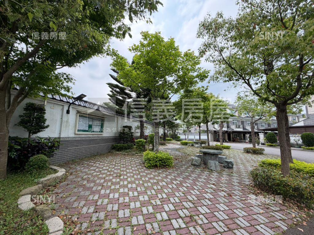 冠鼎山曦楓泉莊園雙車別墅房屋室內格局與周邊環境
