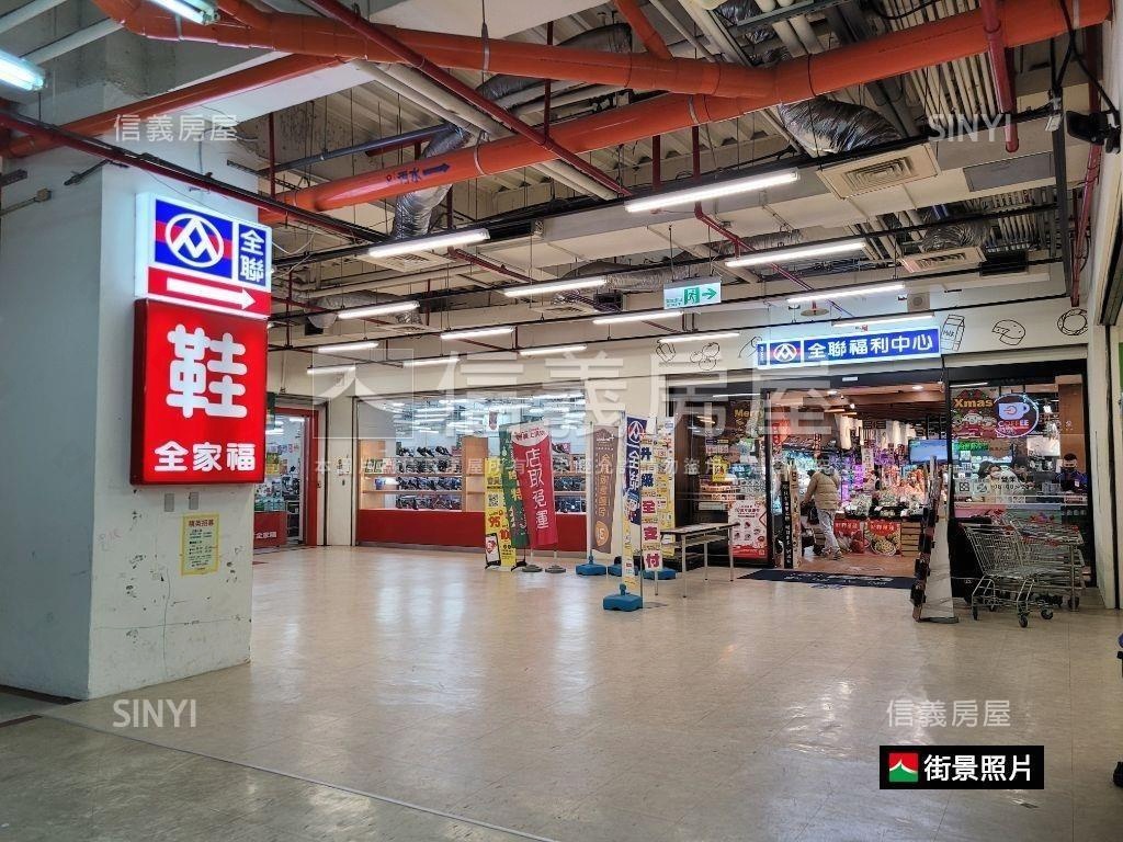 ★近捷運家樂福邊間２樓房屋室內格局與周邊環境