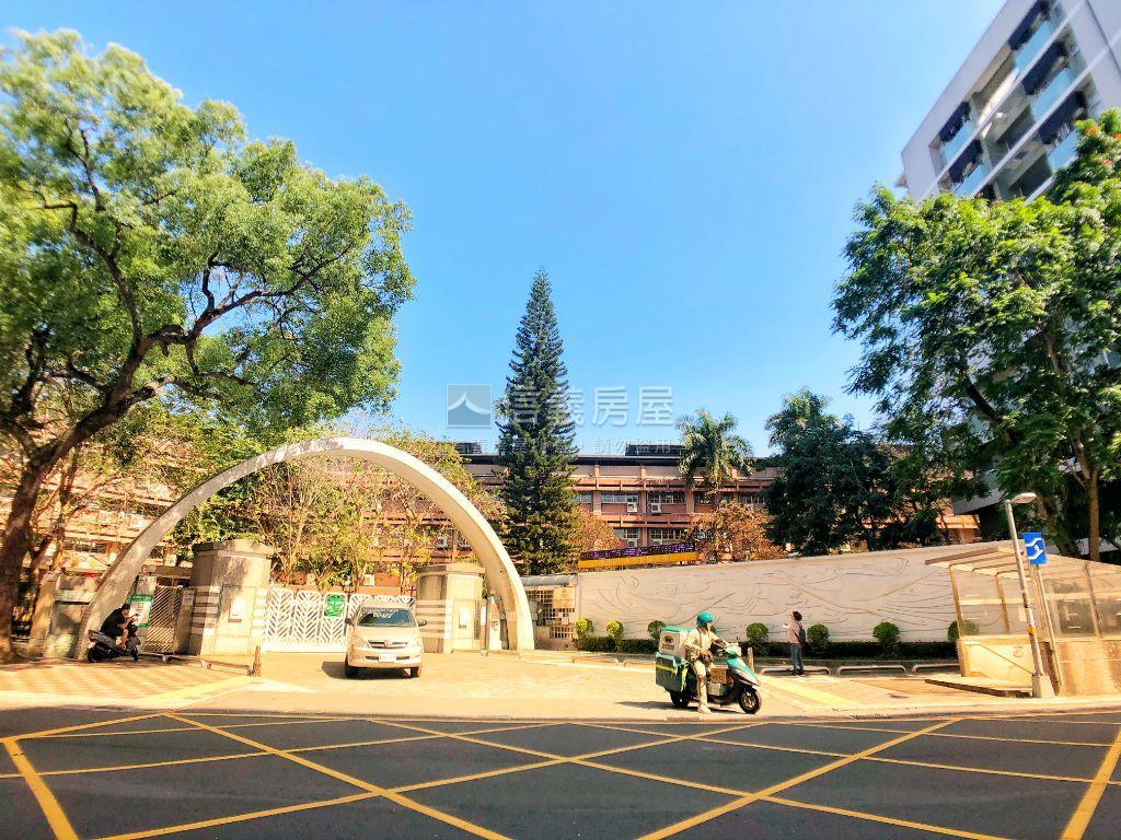 永和方正三樓美寓平車可租房屋室內格局與周邊環境