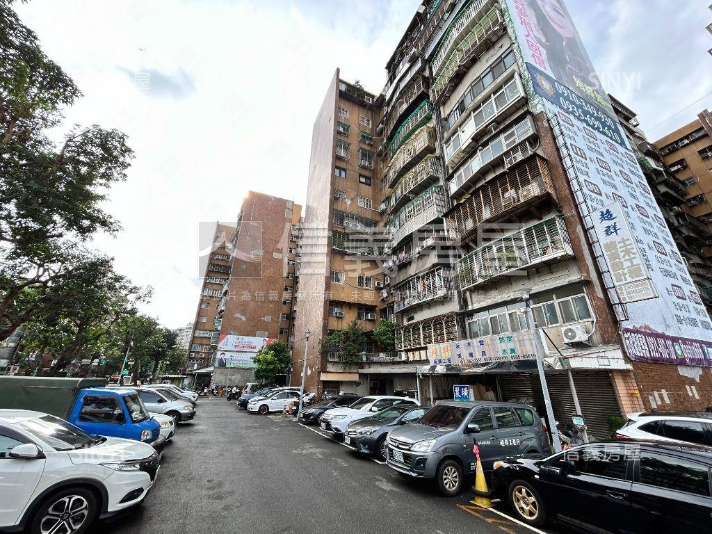 ㊝專任國光低總價電梯㊝房屋室內格局與周邊環境