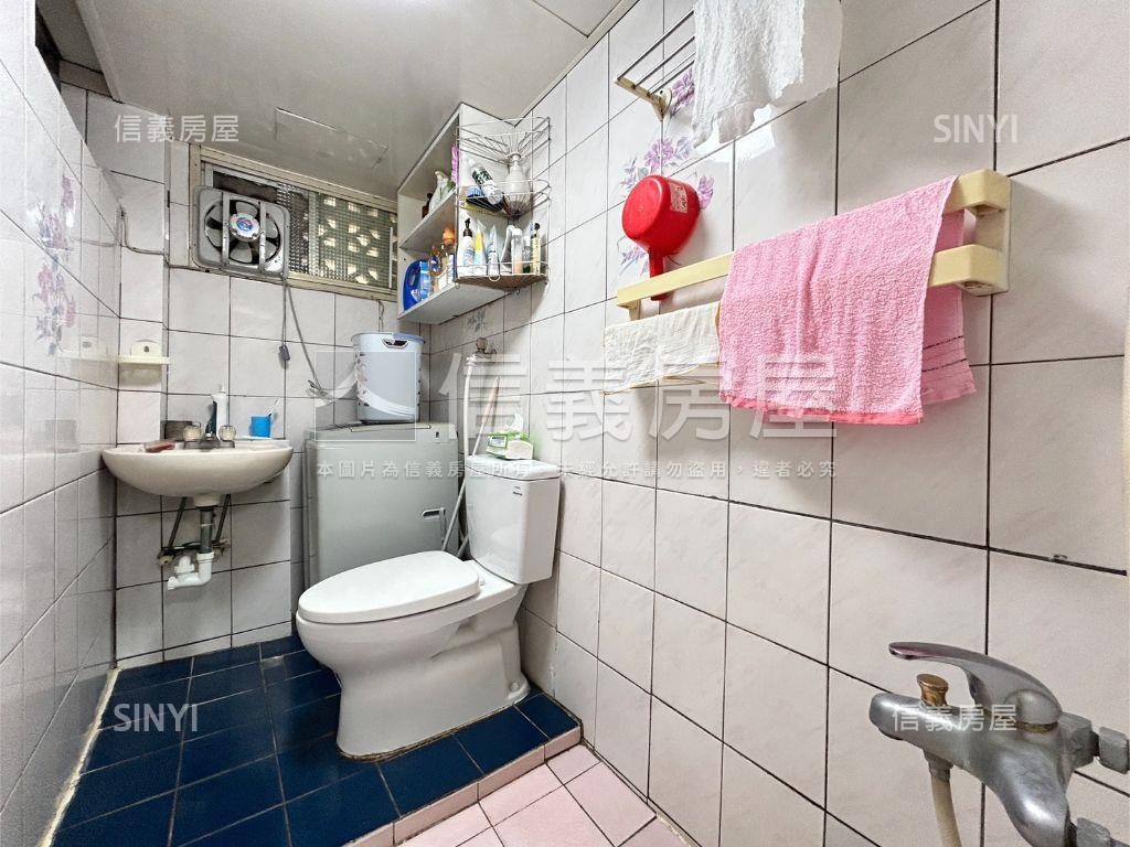 未來捷運加蚋黃金二樓房屋室內格局與周邊環境