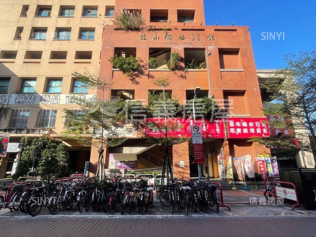 未來捷運加蚋黃金二樓房屋室內格局與周邊環境