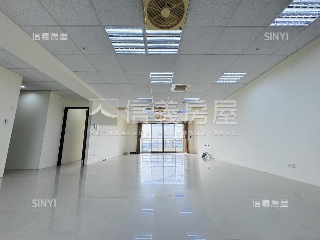 總太如來高樓視野４房房屋室內格局與周邊環境