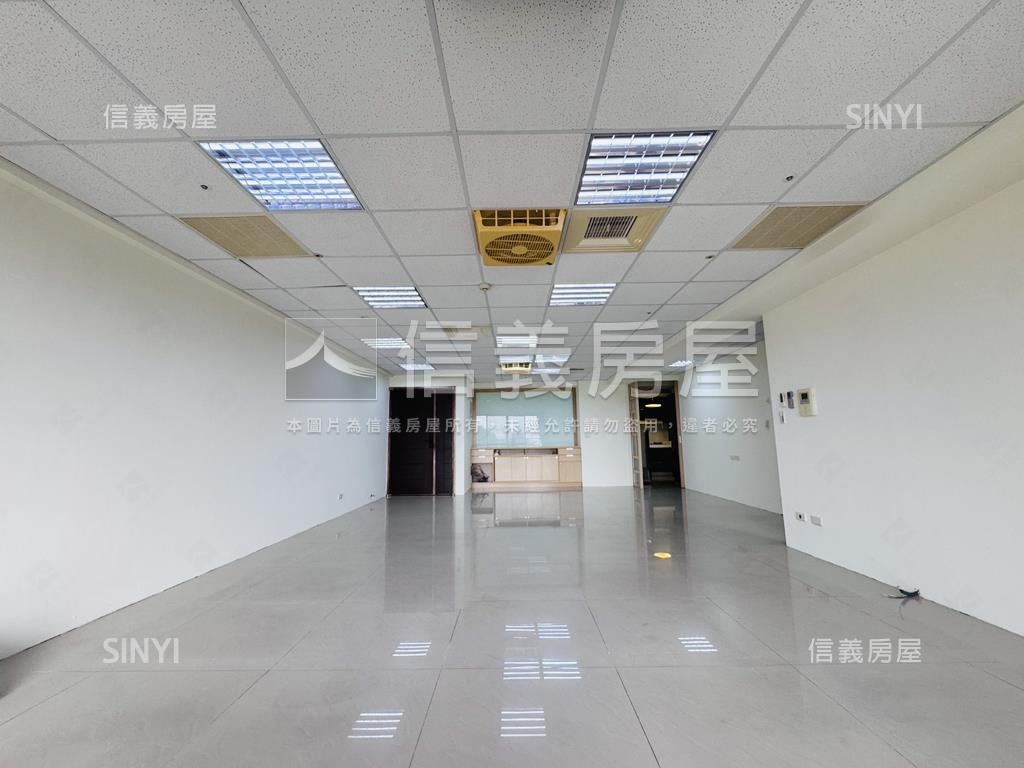 總太如來高樓視野４房房屋室內格局與周邊環境