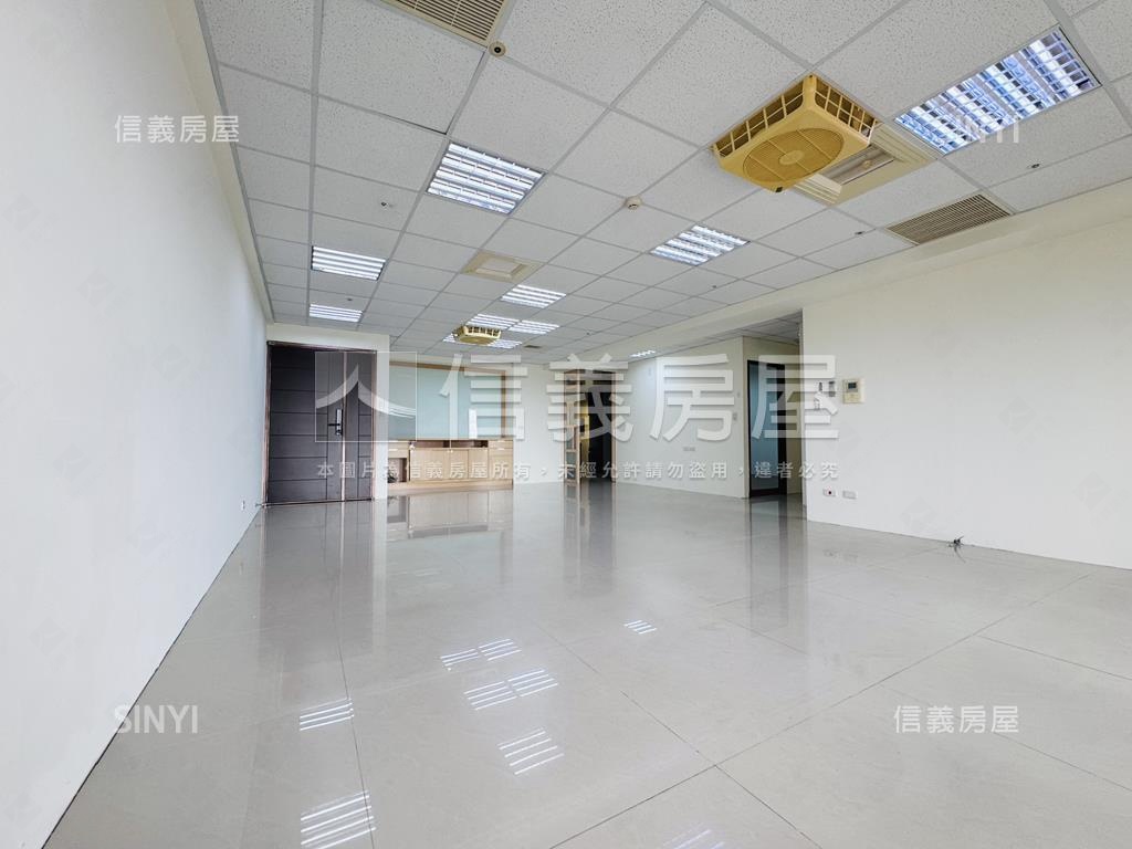 總太如來高樓視野４房房屋室內格局與周邊環境