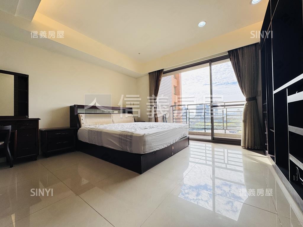 總太如來高樓視野４房房屋室內格局與周邊環境