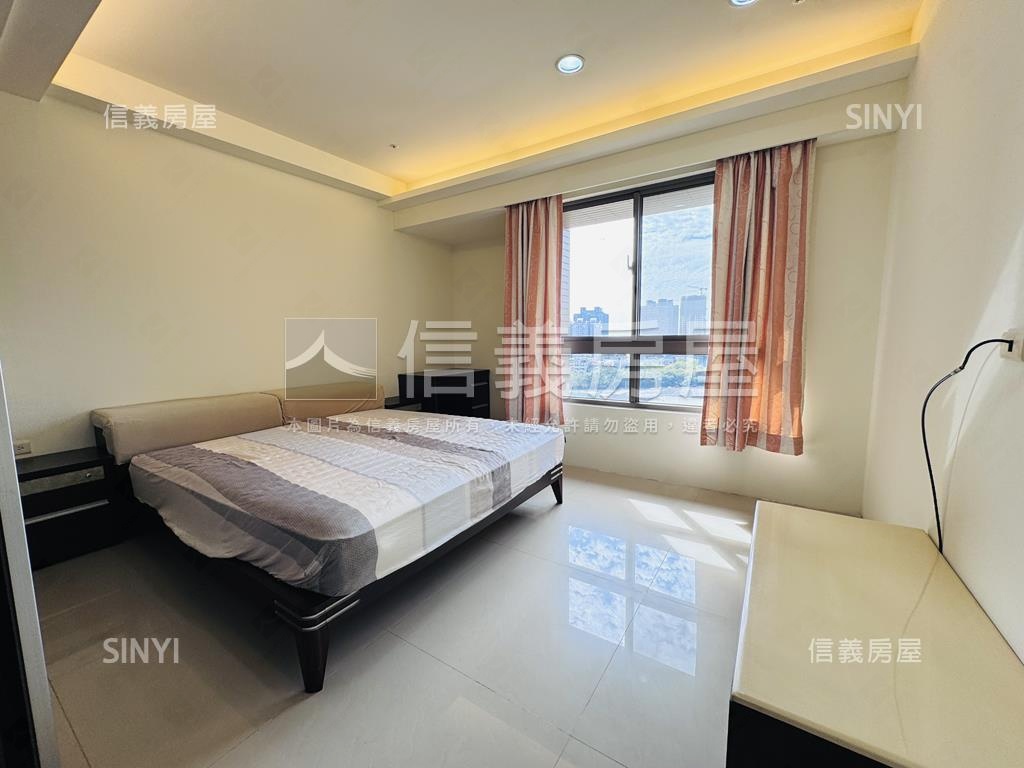 總太如來高樓視野４房房屋室內格局與周邊環境