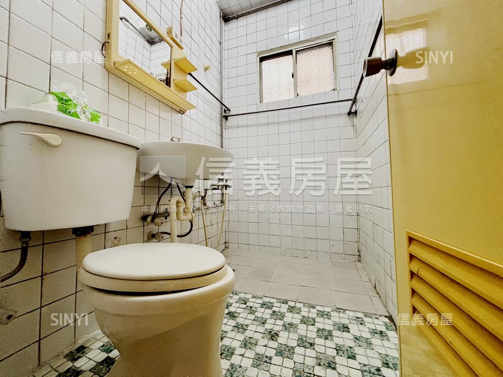 巷弄文青咖啡飄香一樓美寓房屋室內格局與周邊環境