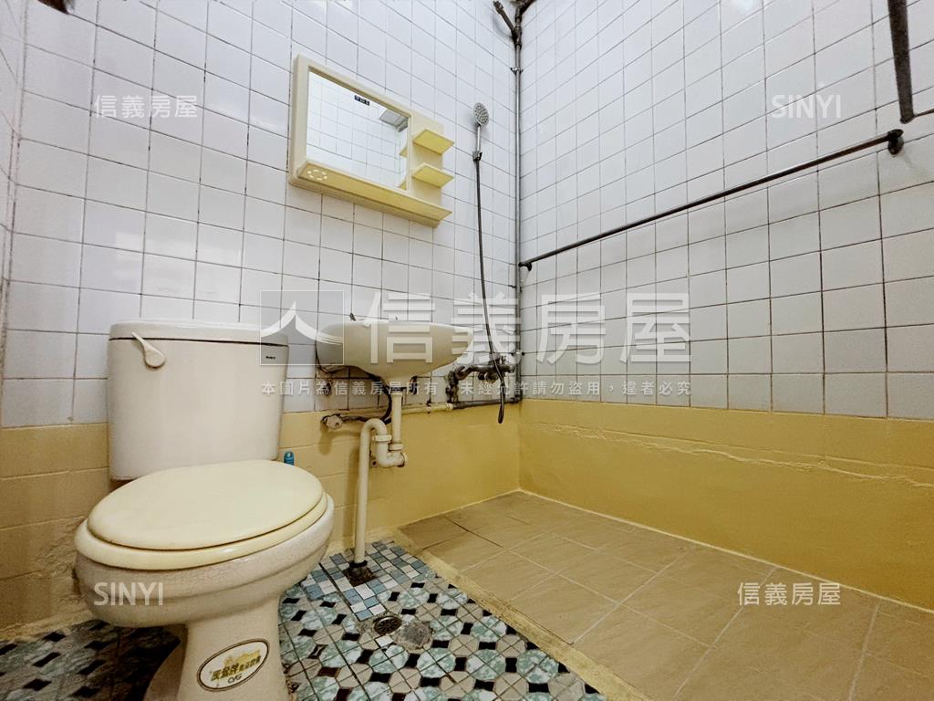 巷弄文青咖啡飄香一樓美寓房屋室內格局與周邊環境