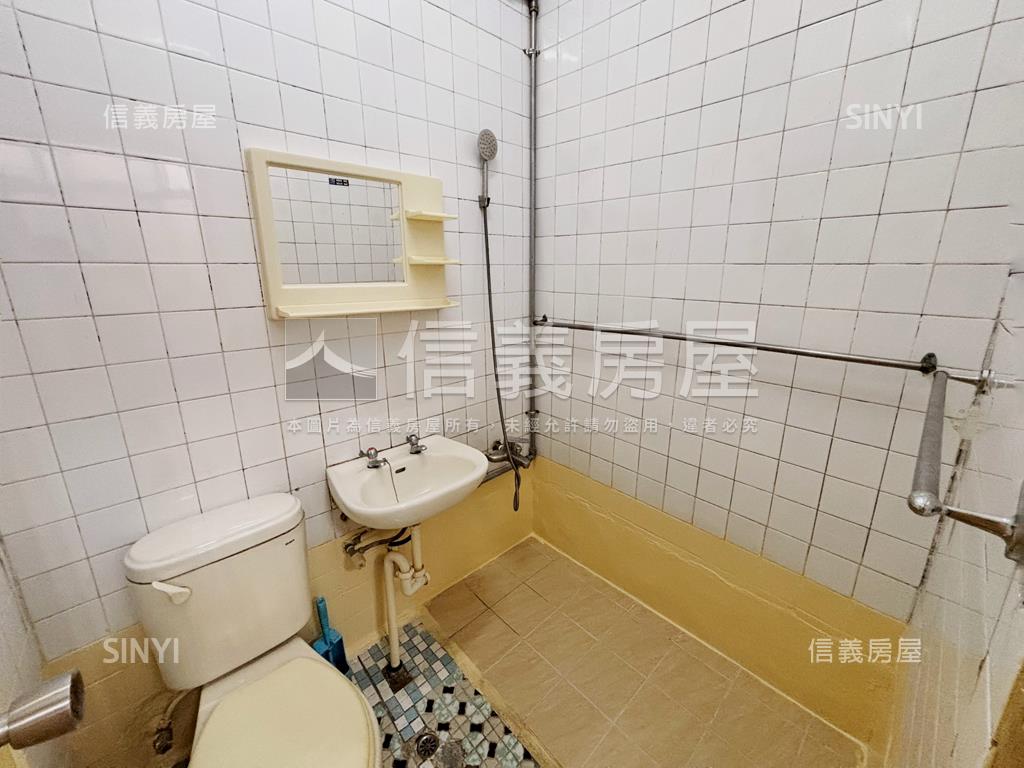 巷弄文青咖啡飄香一樓美寓房屋室內格局與周邊環境