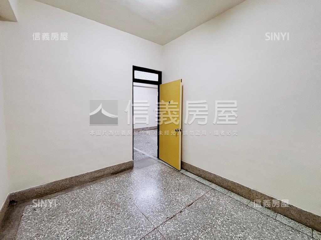 巷弄文青咖啡飄香一樓美寓房屋室內格局與周邊環境