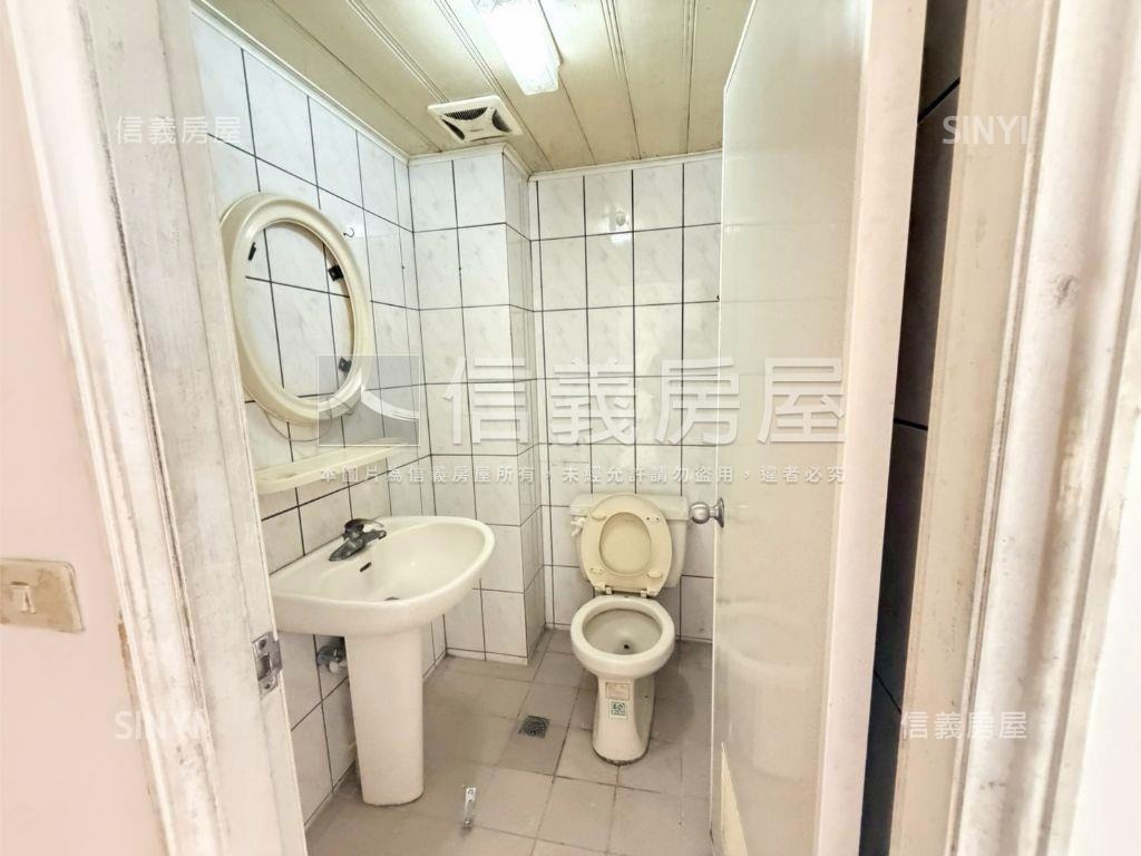 平興復旦大空間電梯三房房屋室內格局與周邊環境