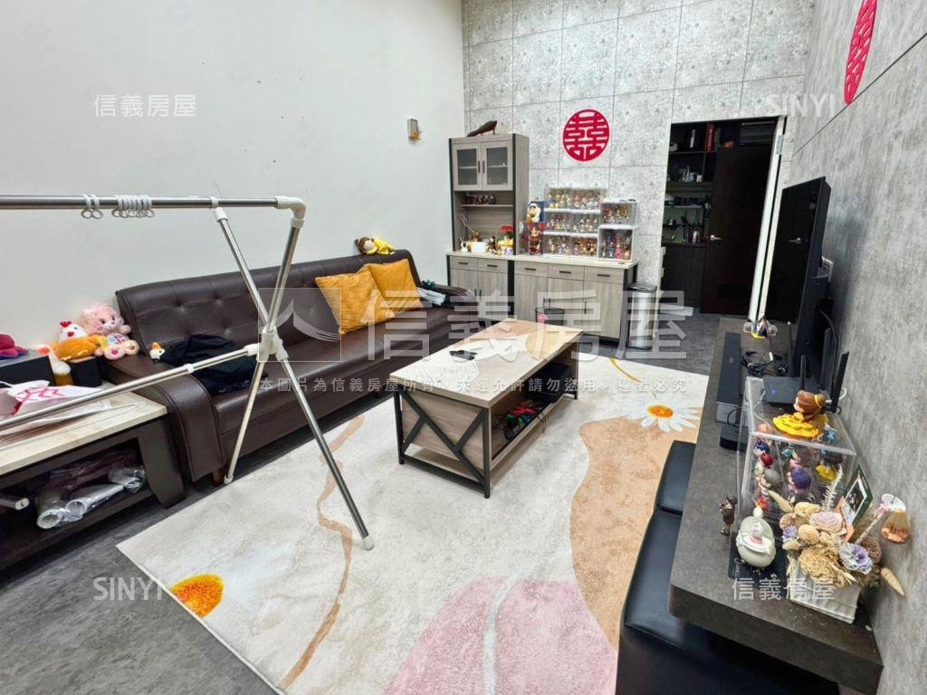 近未來捷運站金店面房屋室內格局與周邊環境