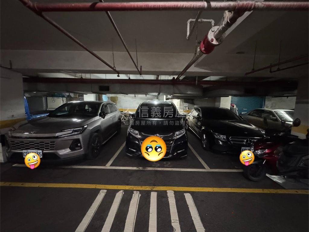 永樂華廈方正三房車位房屋室內格局與周邊環境