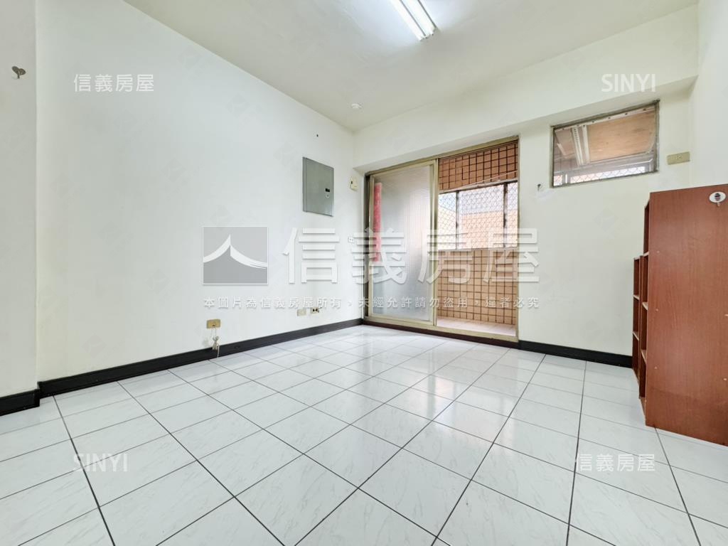 專任★首選近軟園三房平車房屋室內格局與周邊環境