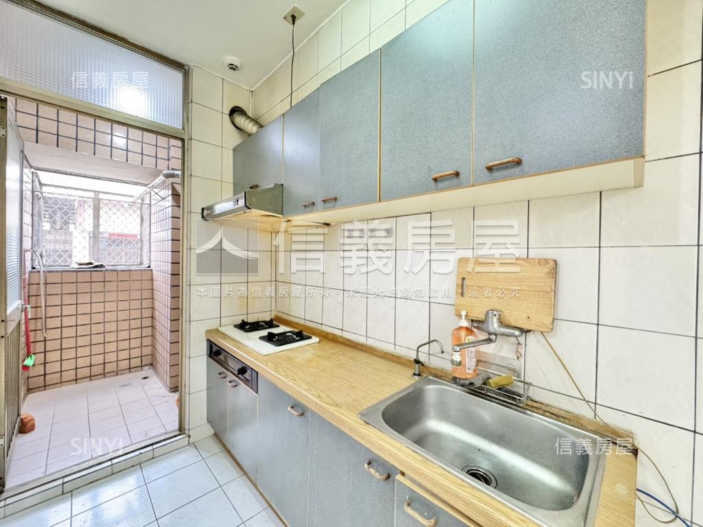 專任★首選近軟園三房平車房屋室內格局與周邊環境