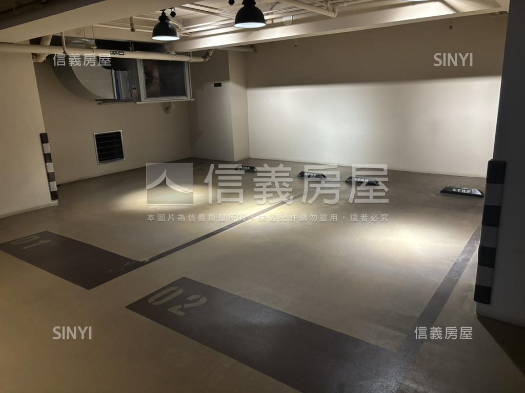 北市科藍田陞玉高樓景觀戶房屋室內格局與周邊環境