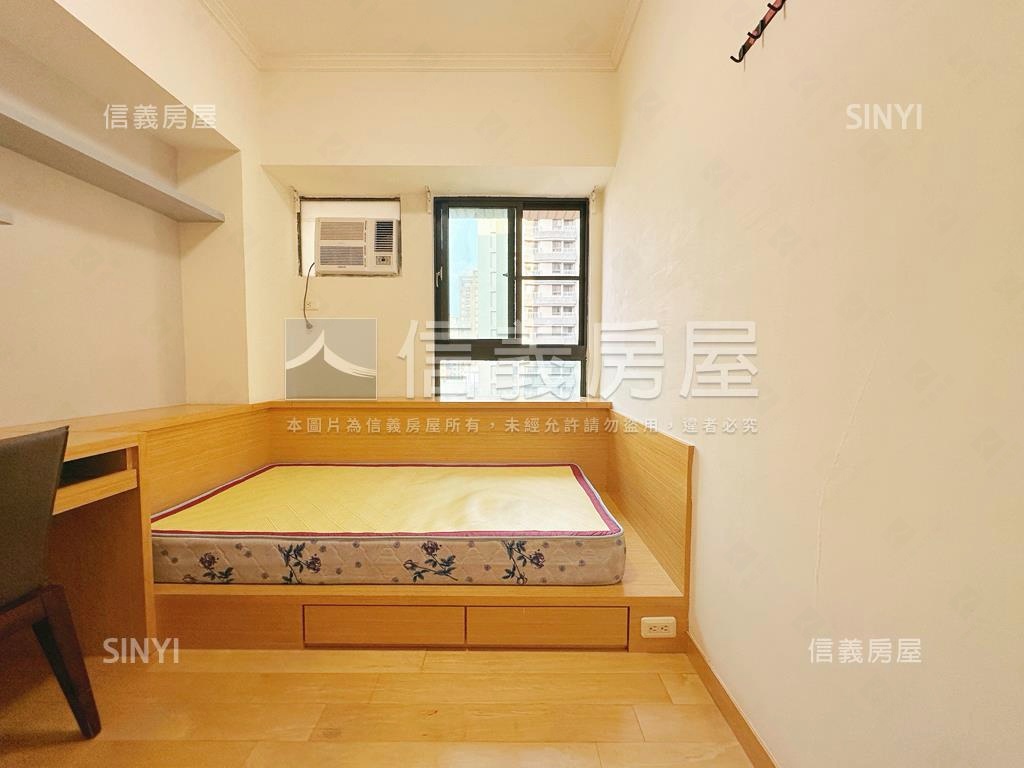 美術館特區輕軌前雙房平車房屋室內格局與周邊環境
