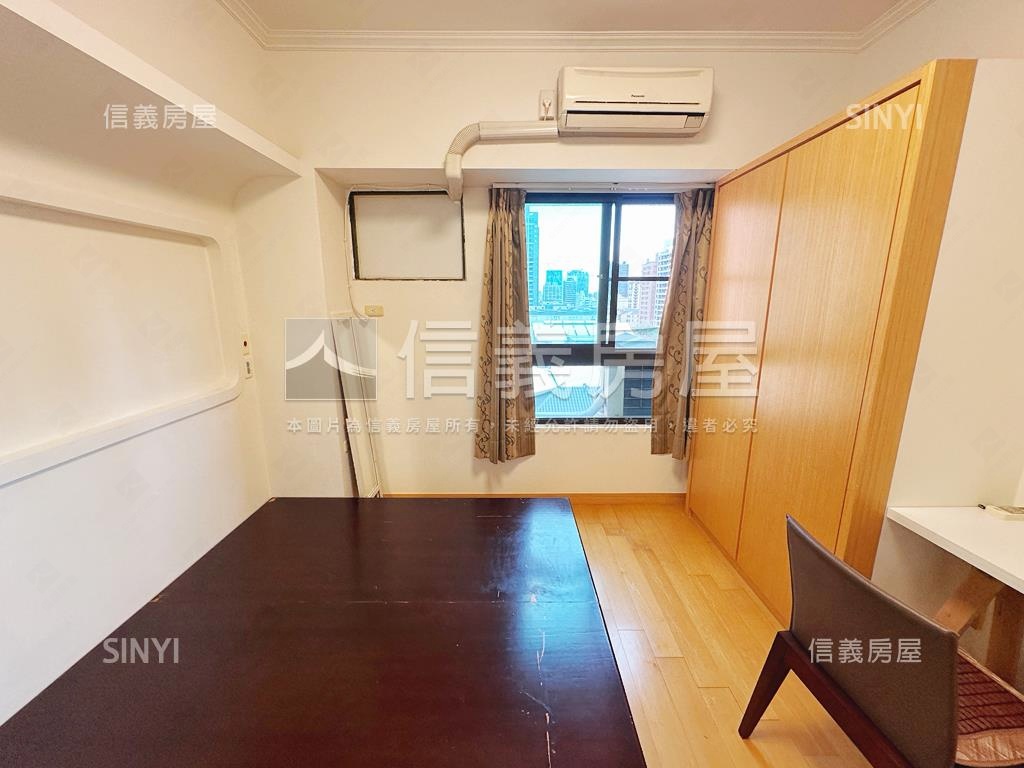美術館特區輕軌前雙房平車房屋室內格局與周邊環境