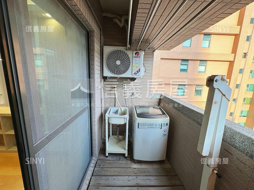 美術館特區輕軌前雙房平車房屋室內格局與周邊環境