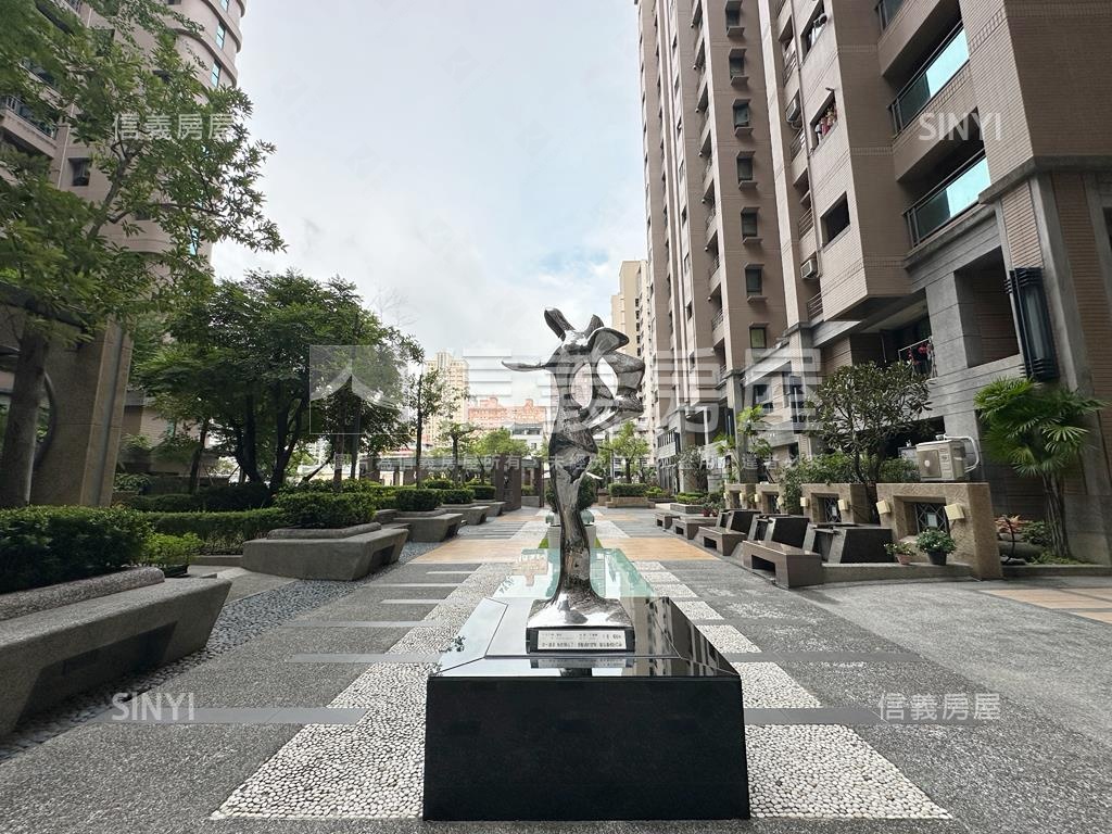 美術館特區輕軌前雙房平車房屋室內格局與周邊環境