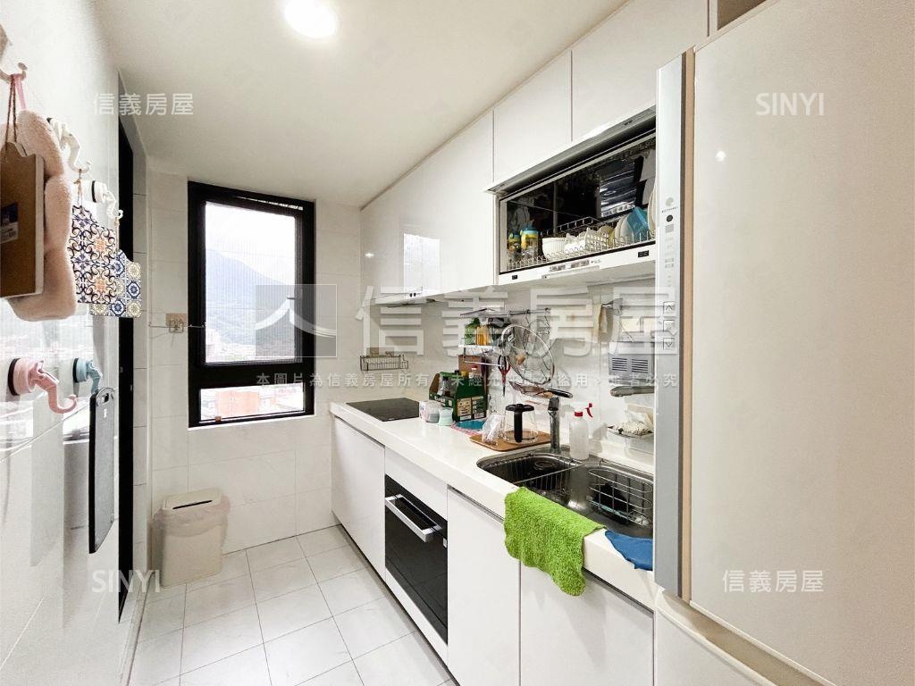 馬到成功樹山丘三房雙車位房屋室內格局與周邊環境