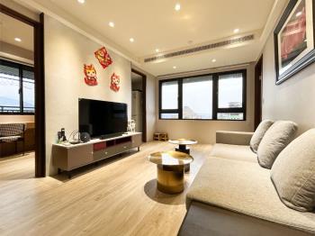 馬到成功樹山丘三房雙車位